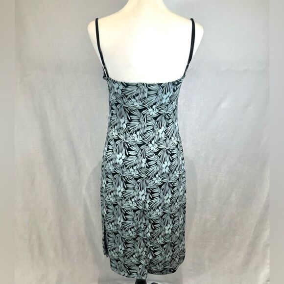 BCBG Paris light blue and black tropical print dress size medium - Picture 3 of 5